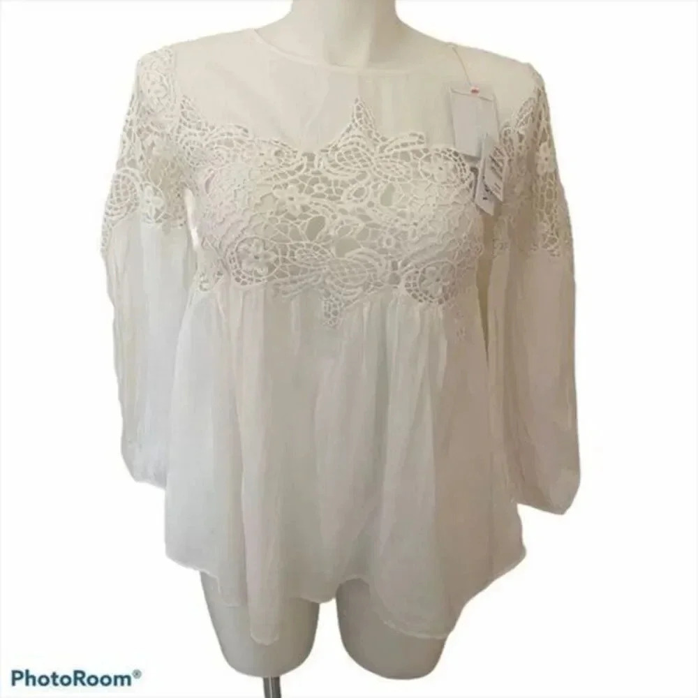 Velvet byGraham Spencer white blouse
